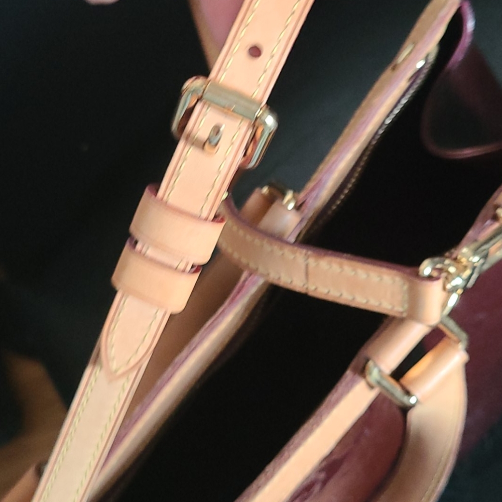 Louis Vuitton Brea GM - Picture 8 of 10